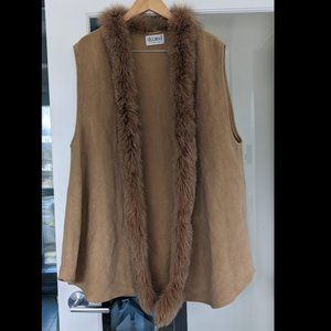 Fox Fur Trimmed Delmond Vest